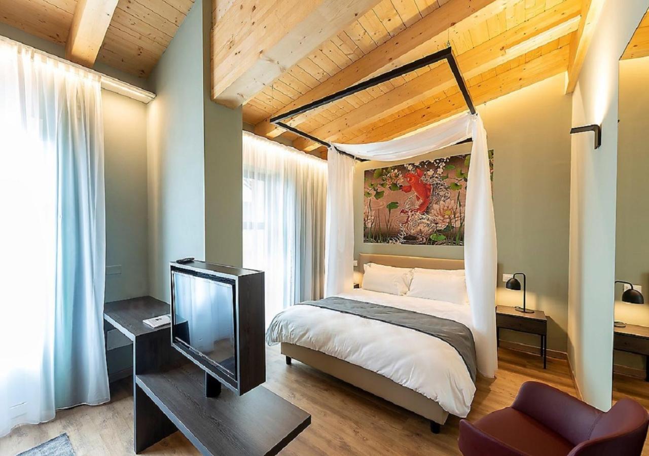 Regina Del Garda Suite Toscolano Maderno Ngoại thất bức ảnh