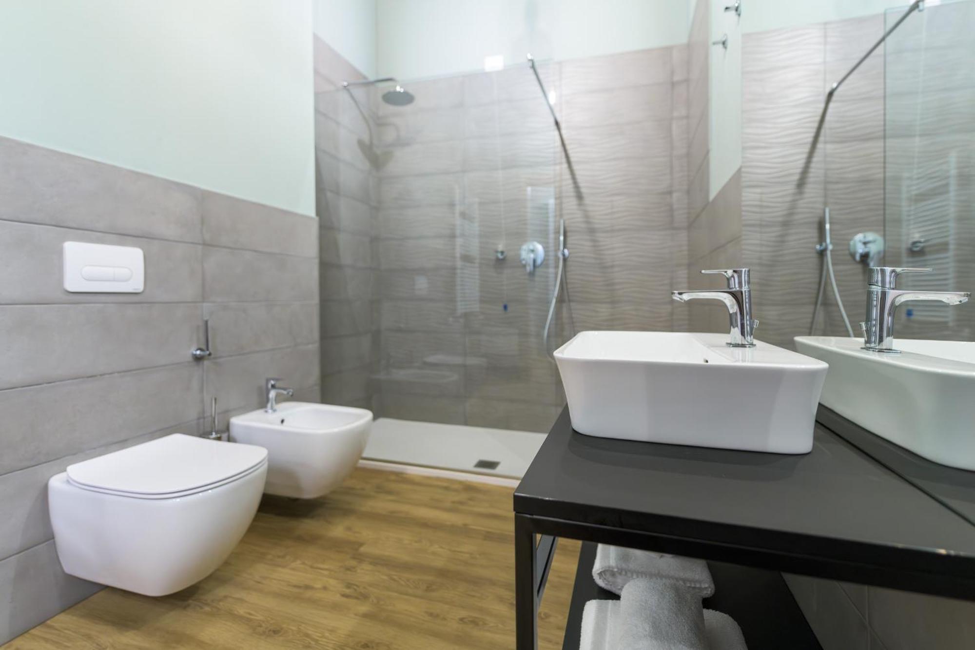 Regina Del Garda Suite Toscolano Maderno Ngoại thất bức ảnh
