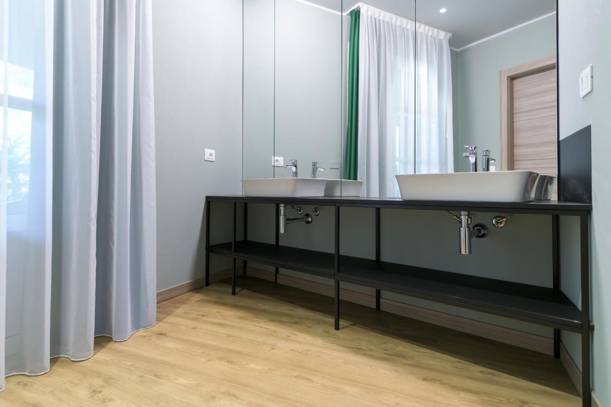 Regina Del Garda Suite Toscolano Maderno Ngoại thất bức ảnh